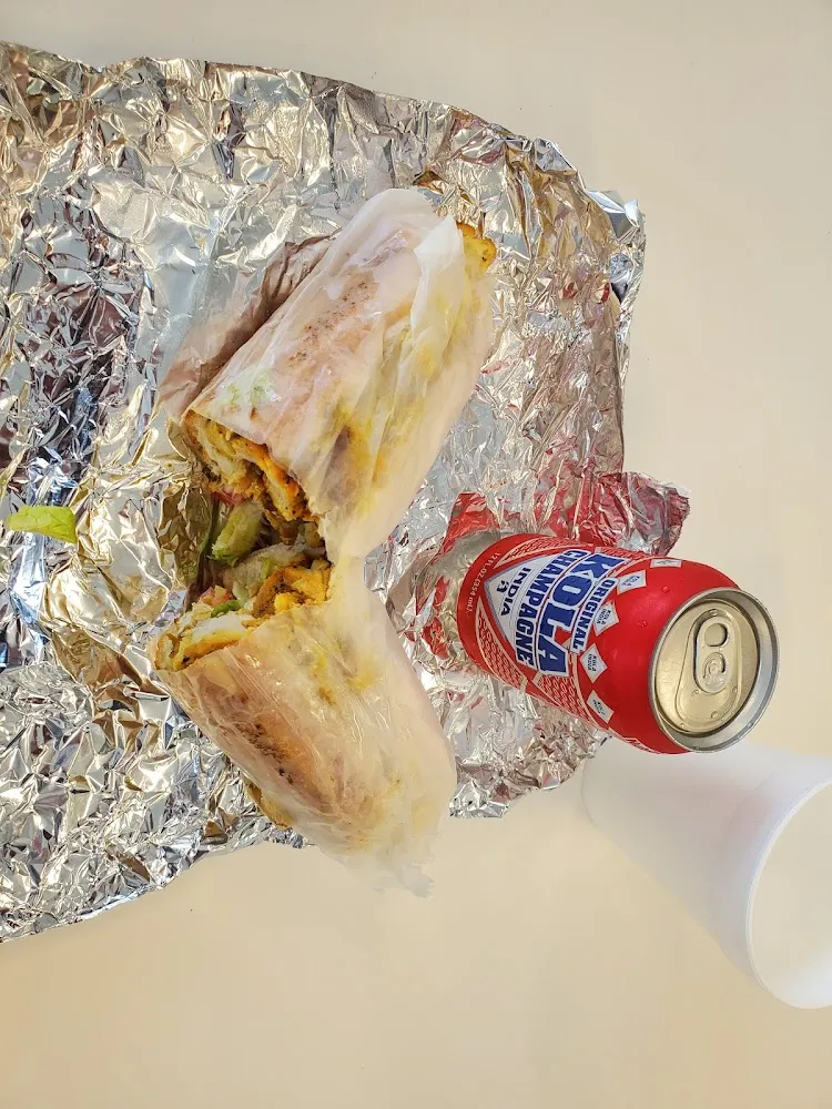 Tripleta Pollo Y Biftec
